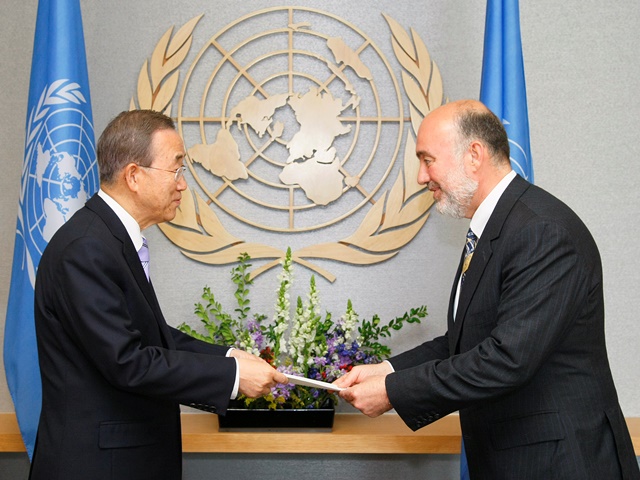 Ambassador Prosor with Secretary General Ban Ki-moon